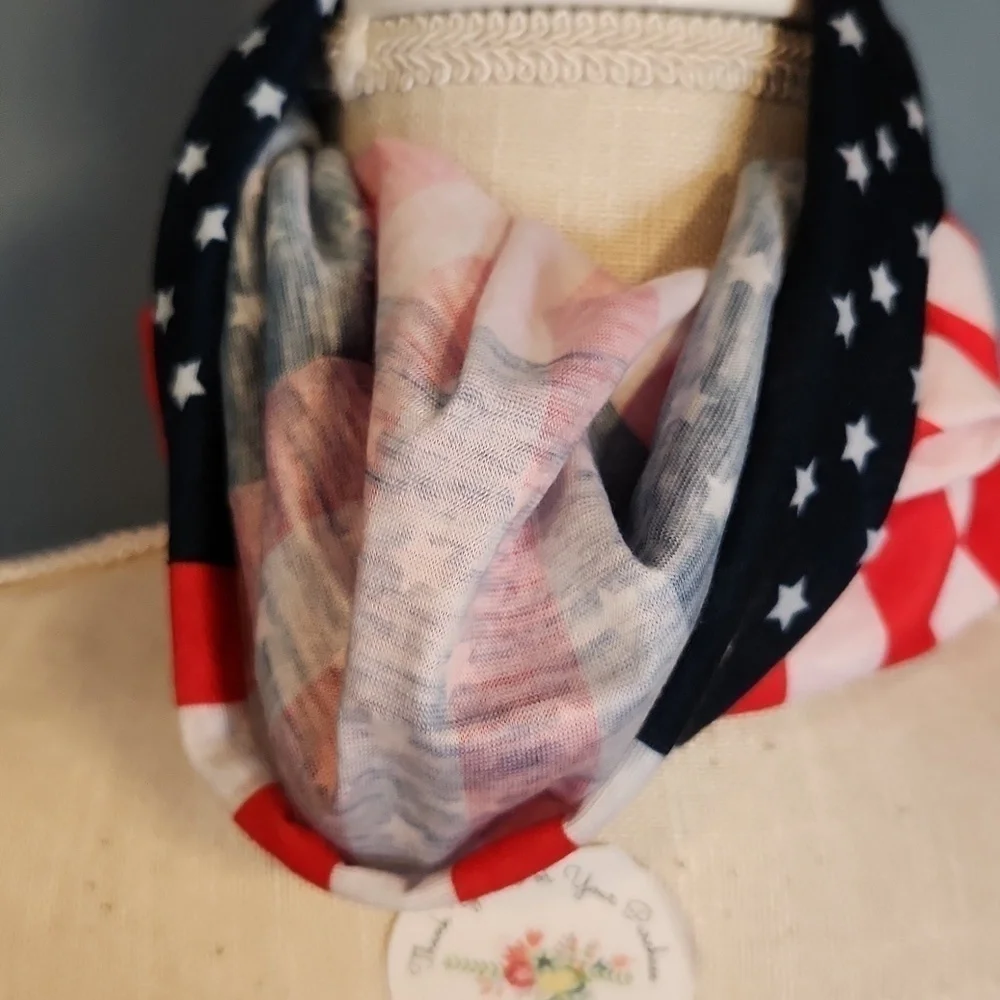 Cabelas patriotic American flag summer neck gator